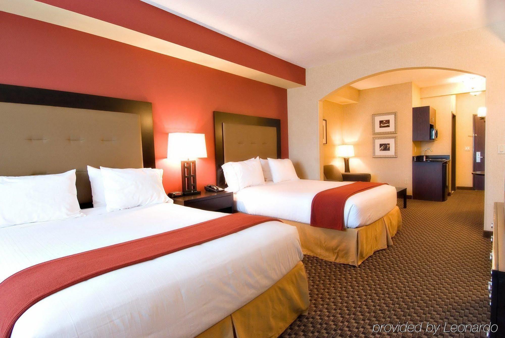 Holiday Inn Express Hotel & Suites Eugene Downtown - University By Ihg Rom bilde