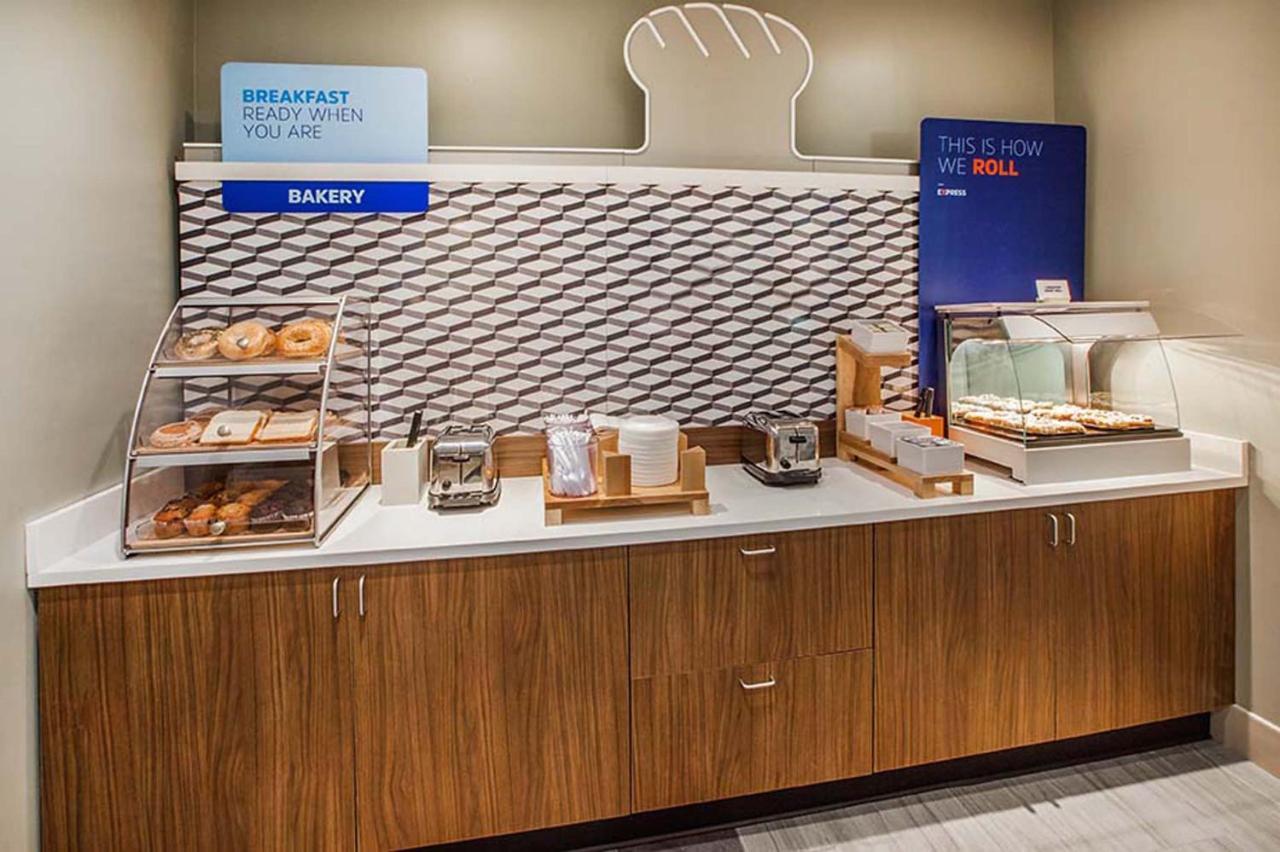 Holiday Inn Express Hotel & Suites Eugene Downtown - University By Ihg Eksteriør bilde